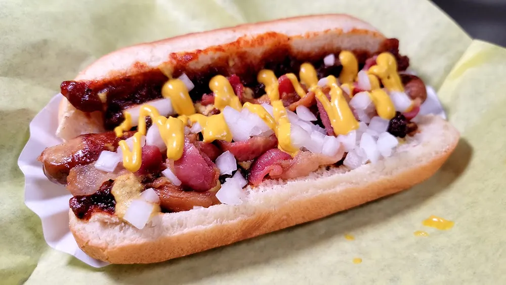 Regular Manhattan Dog